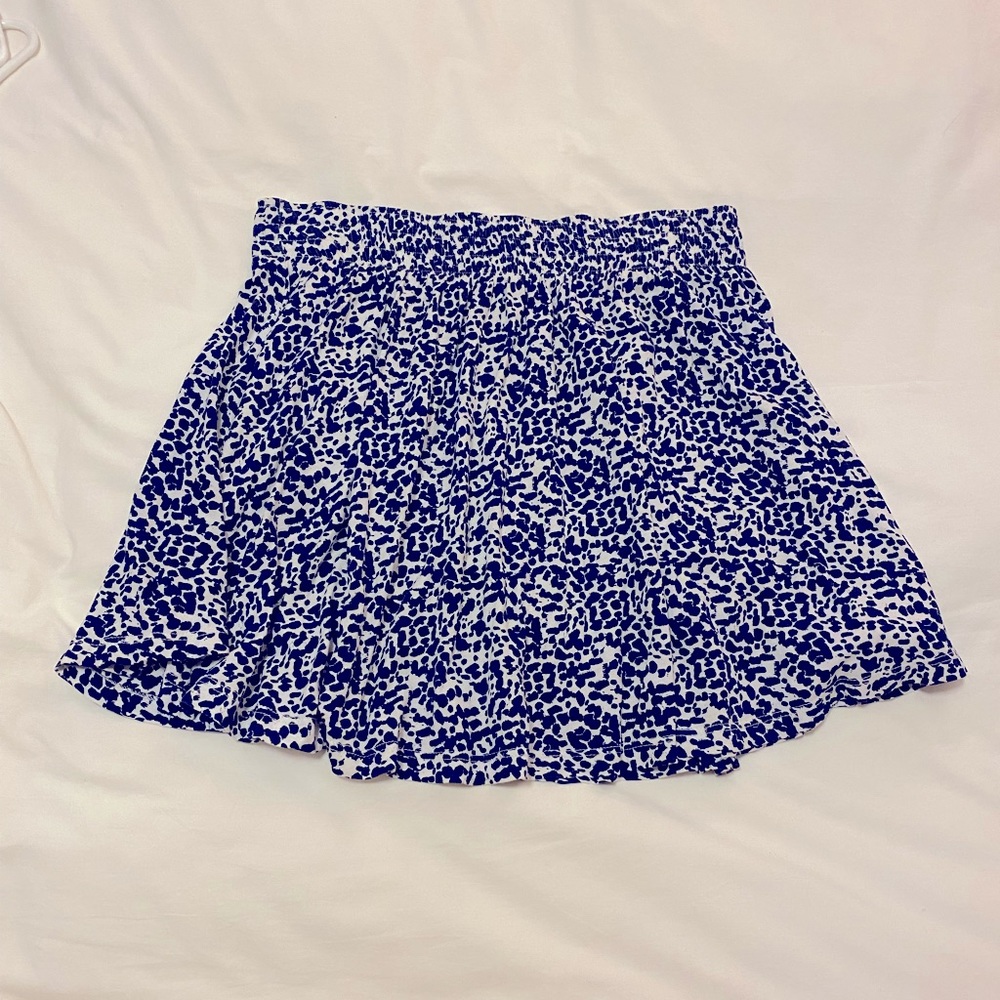 H&M Women’s Navy Patterned Skirt Size S
